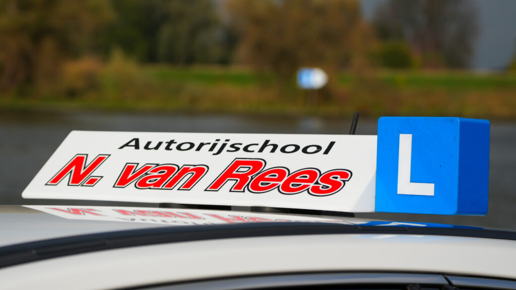 Rijschool N. van Rees